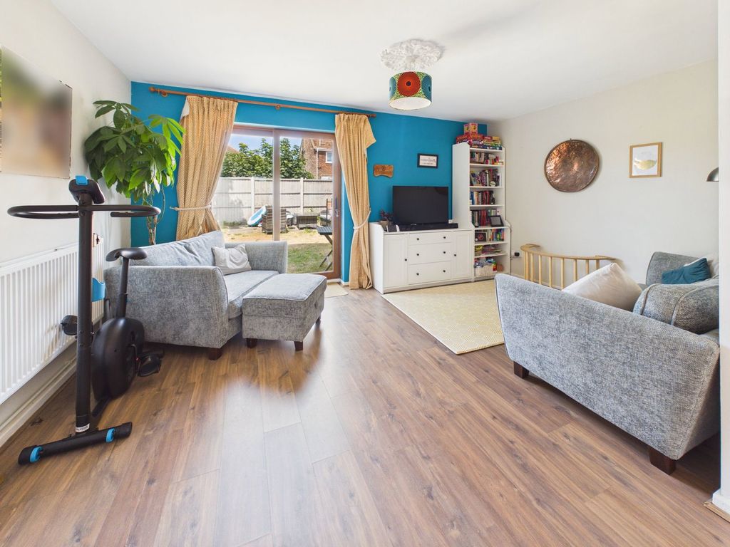 Property photo 3 of 13