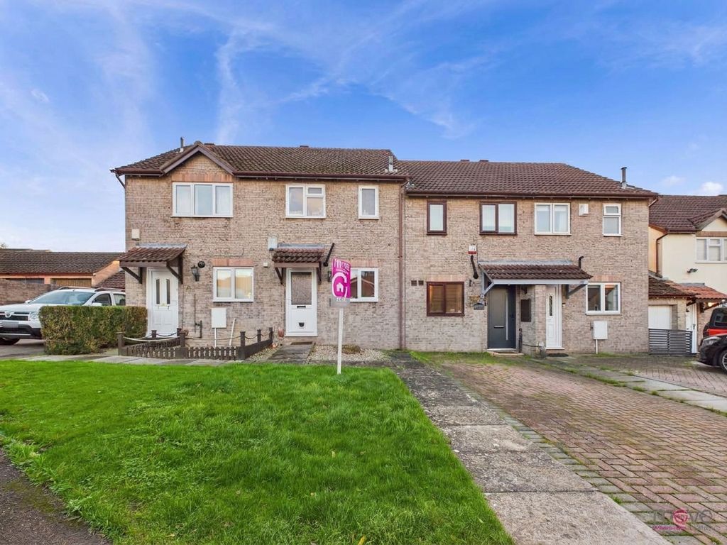 Property photo 1 of 12