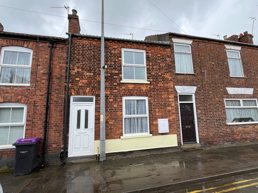 Property photo 1 of 8