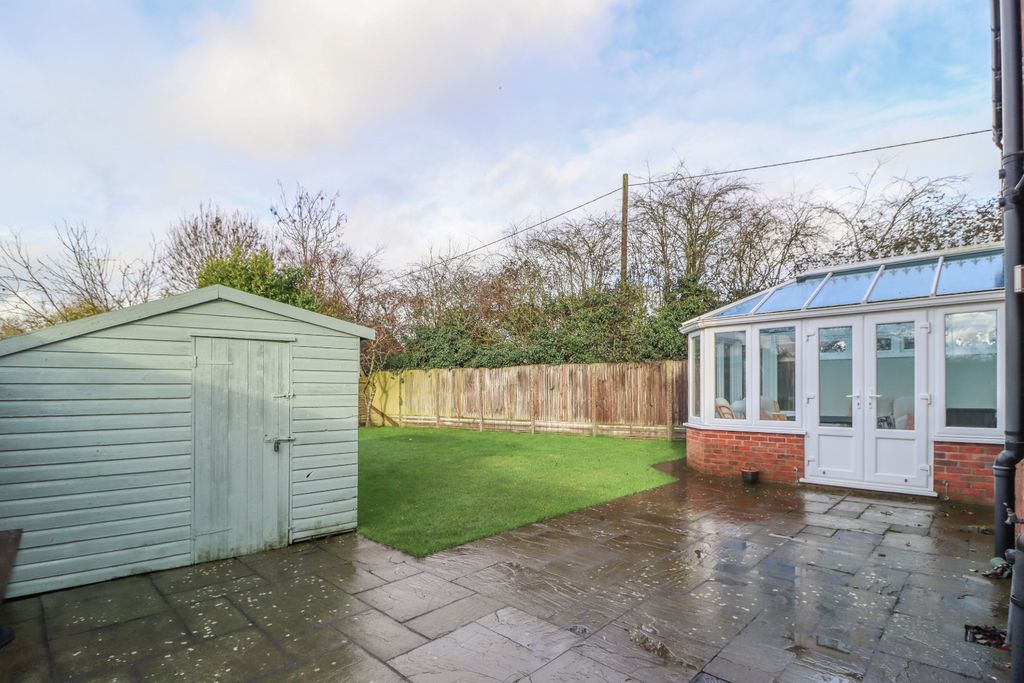 Property photo 3 of 25 4878335