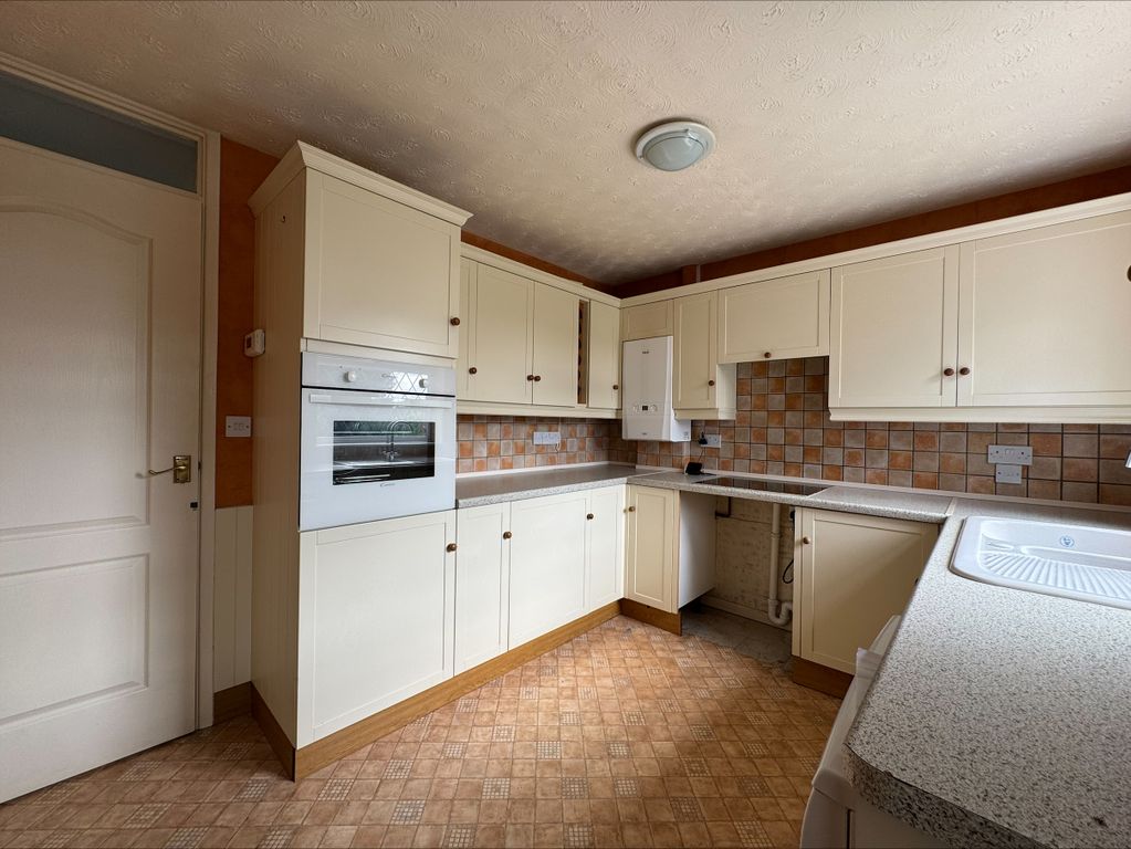 Property photo 3 of 13 Image
