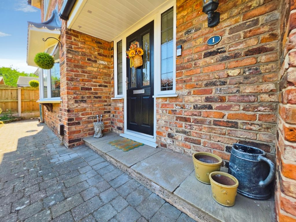 Property photo 3 of 37 Pbox-Img.Jpg