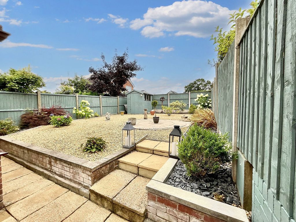 Property photo 3 of 24