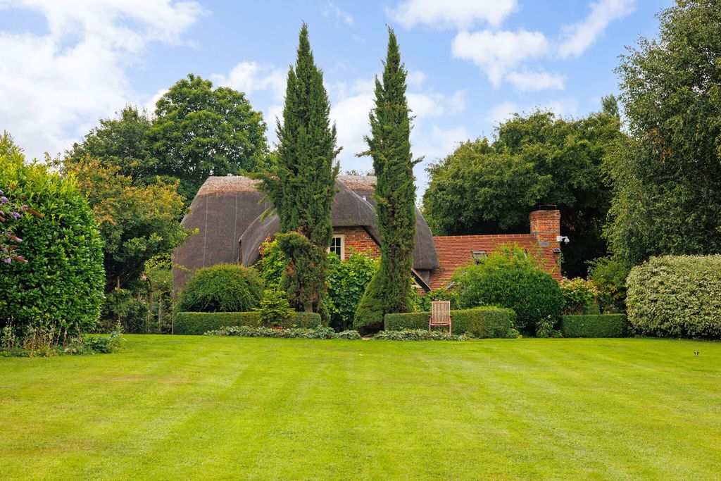 Property photo 2 of 38