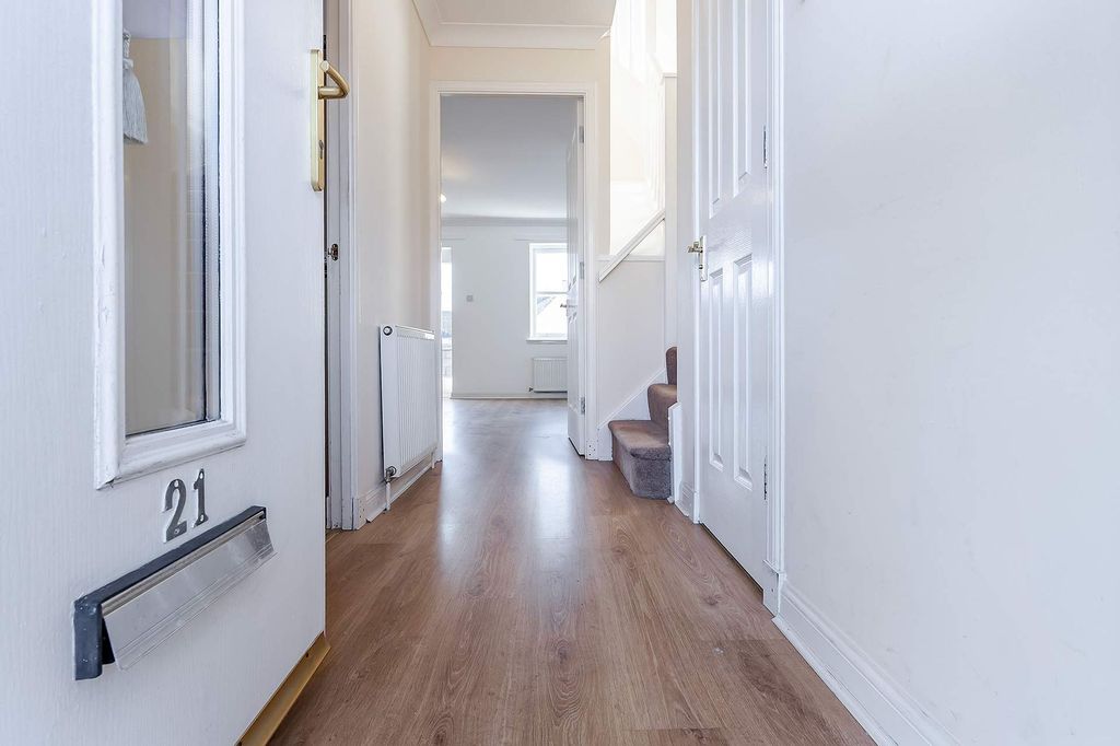 Property photo 2 of 20 Hall