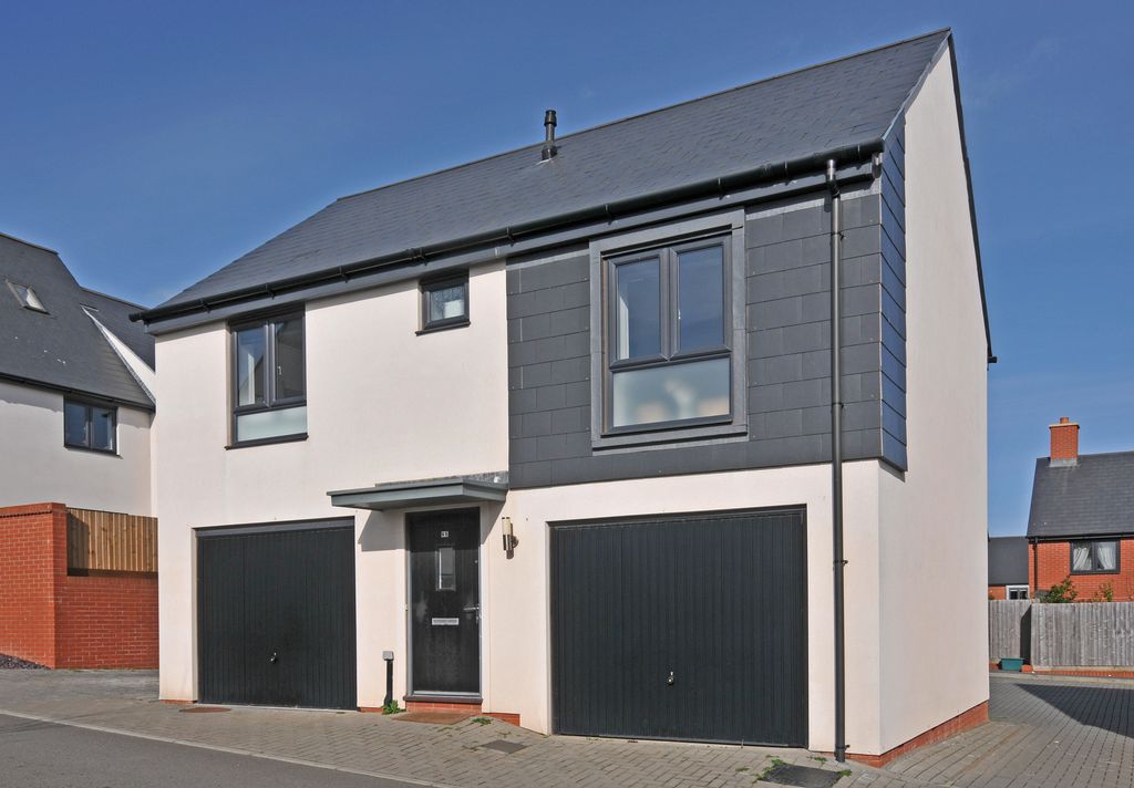 Property photo 1 of 5