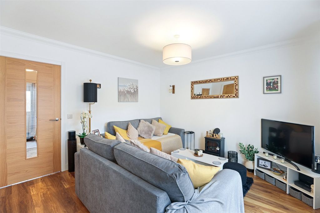 Property photo 2 of 19 Living Room