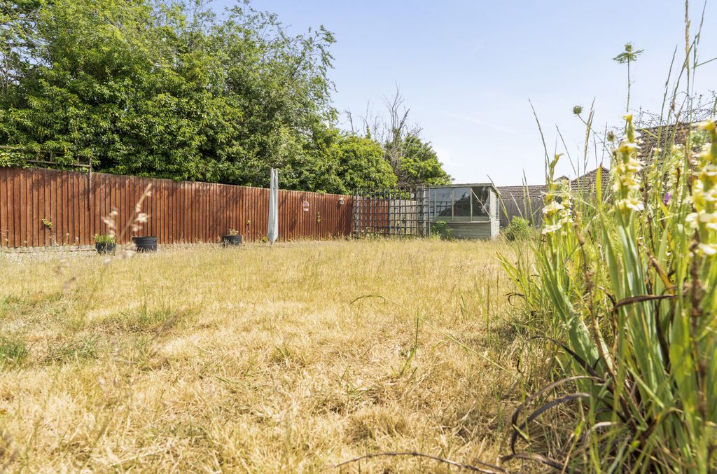 Property photo 3 of 18 1468145-7-6A1970B686927