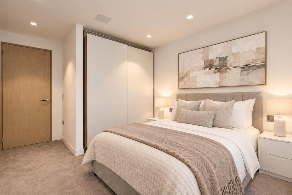Property photo 3 of 12 Bedroom 1.Png