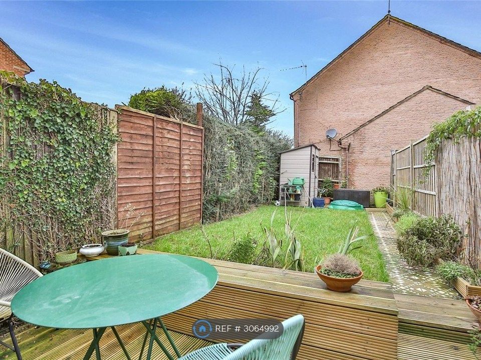 Property photo 3 of 10 Garden