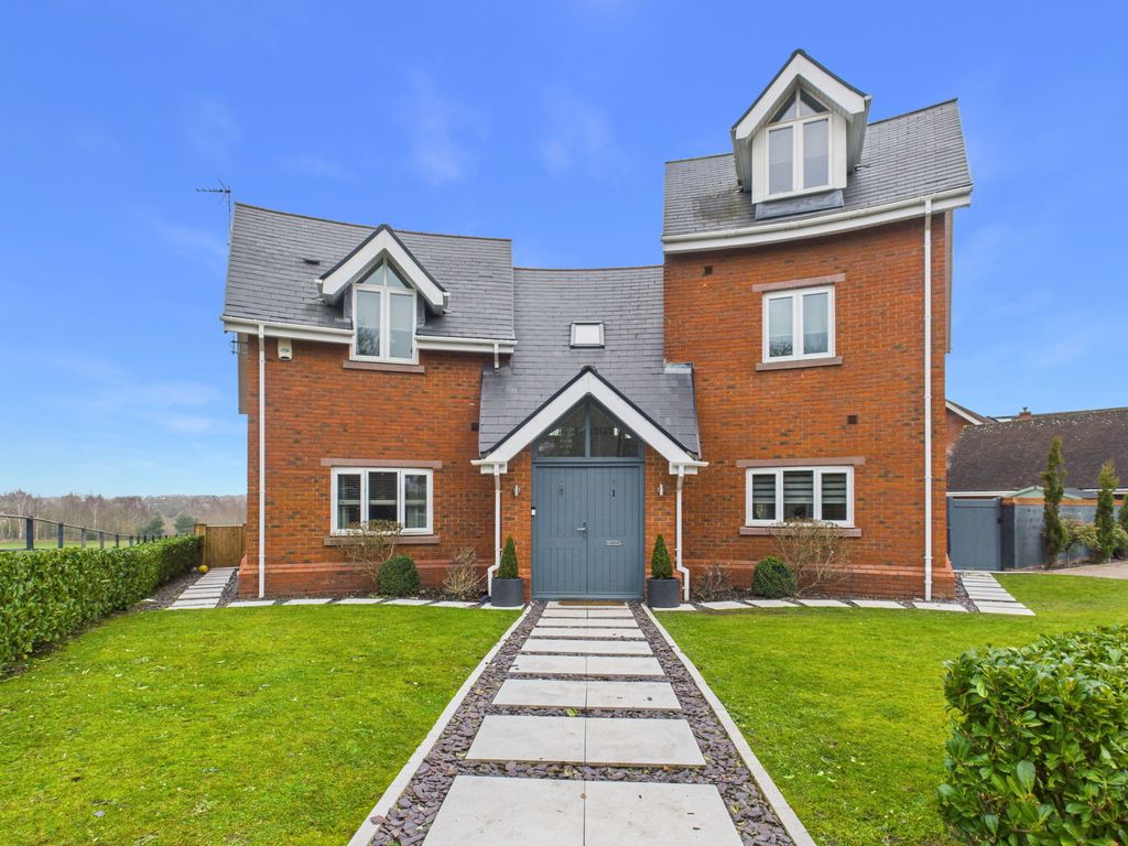 Property photo 1 of 35