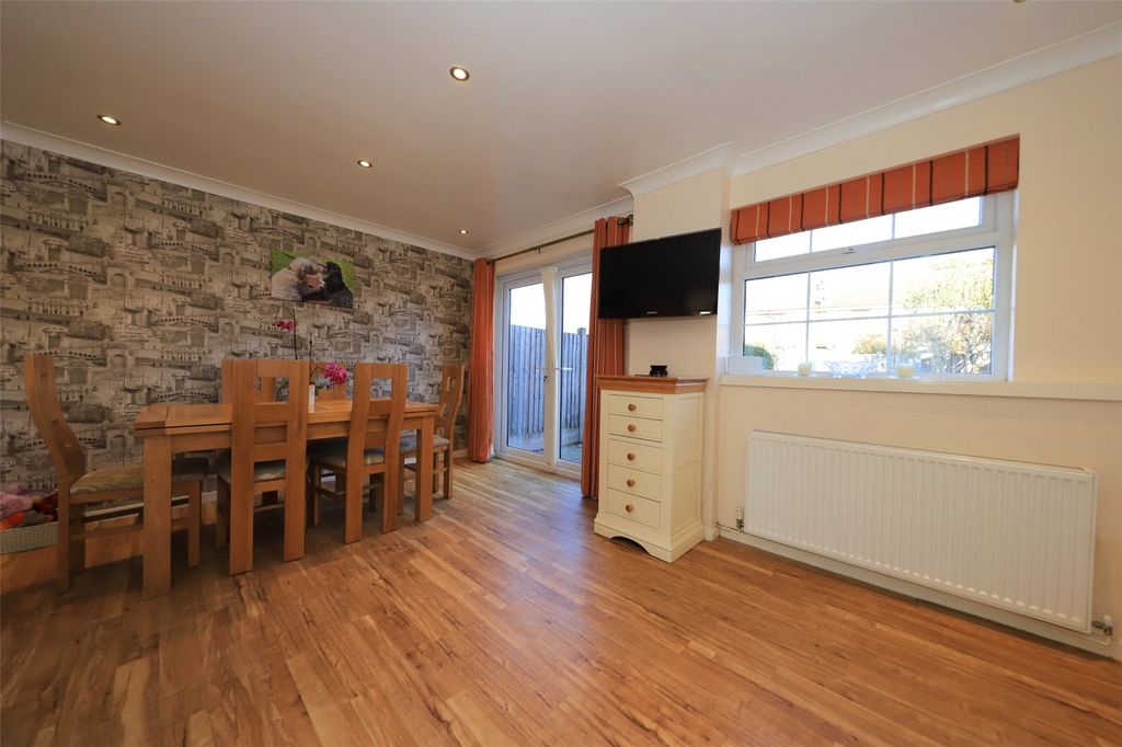 Property photo 3 of 15 Dining Room