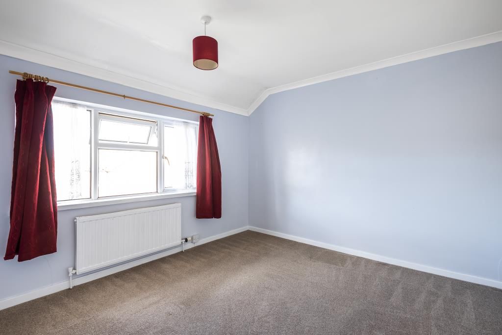 Property photo 2 of 5 Bedroom