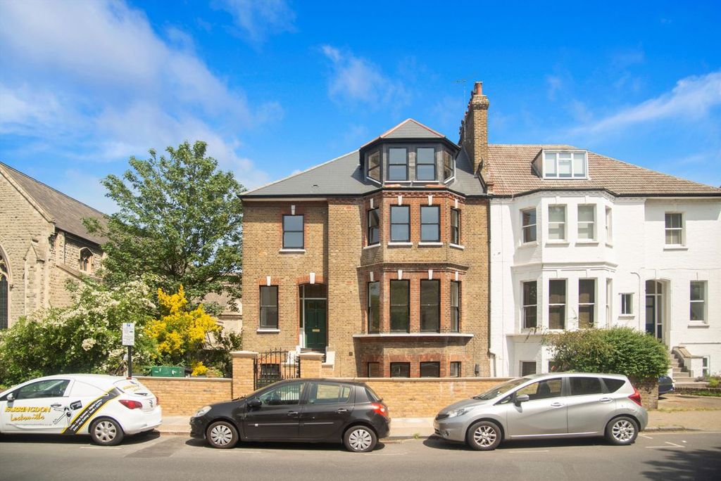 Property photo 1 of 7