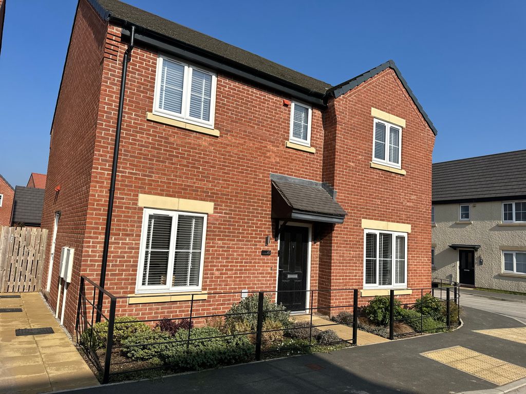 Property photo 1 of 44