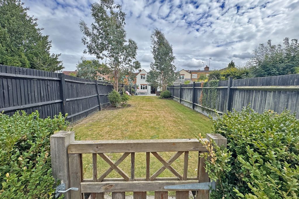 Property photo 2 of 13 4499223