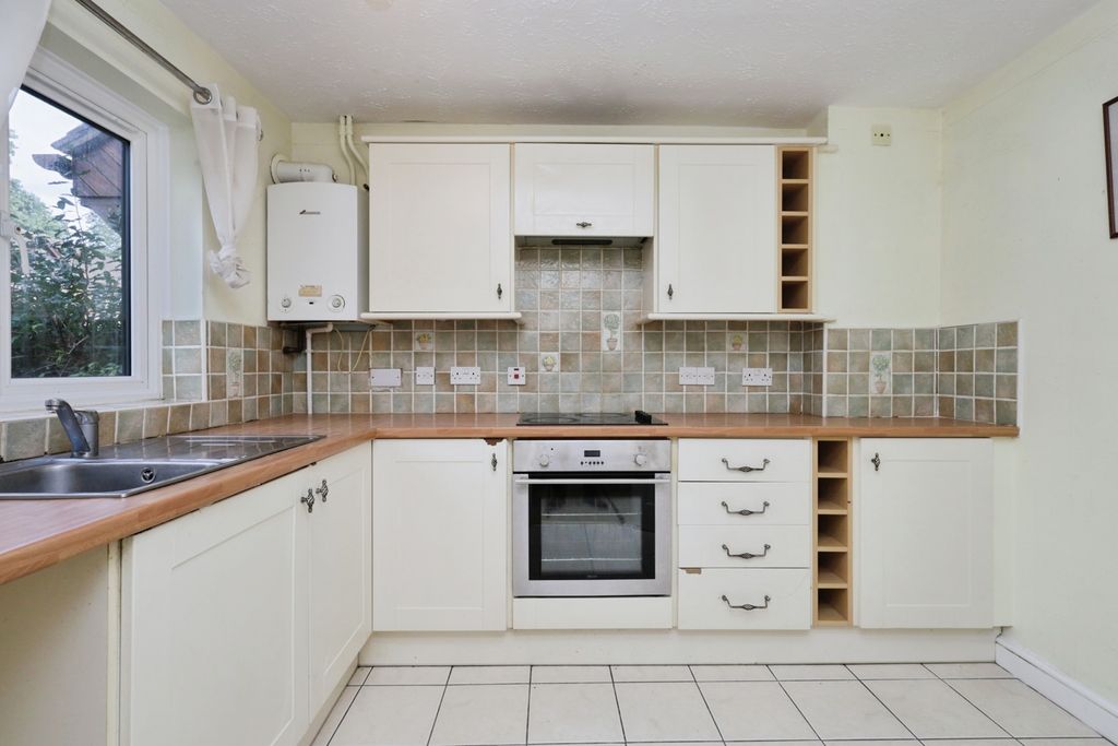 Property photo 2 of 17 Pbox-Img.Jpg