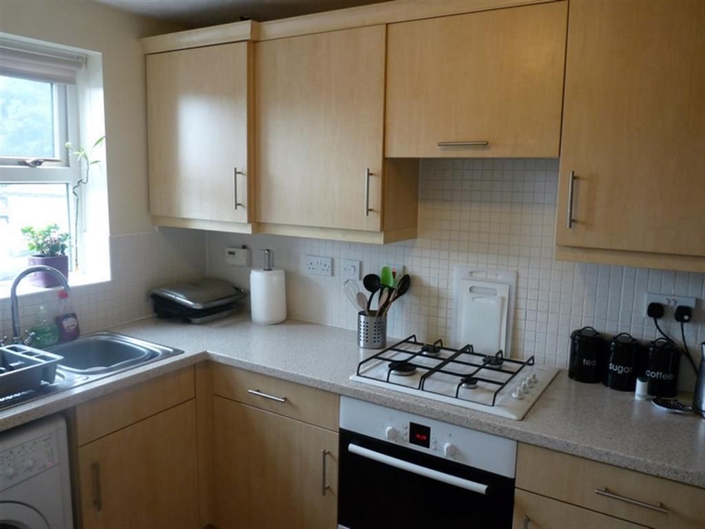 Property photo 3 of 6