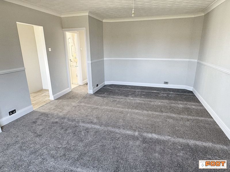 Property photo 3 of 13 Photo 10