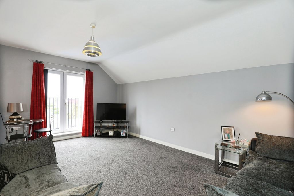 Property photo 2 of 12 Pbox-Img.Jpg