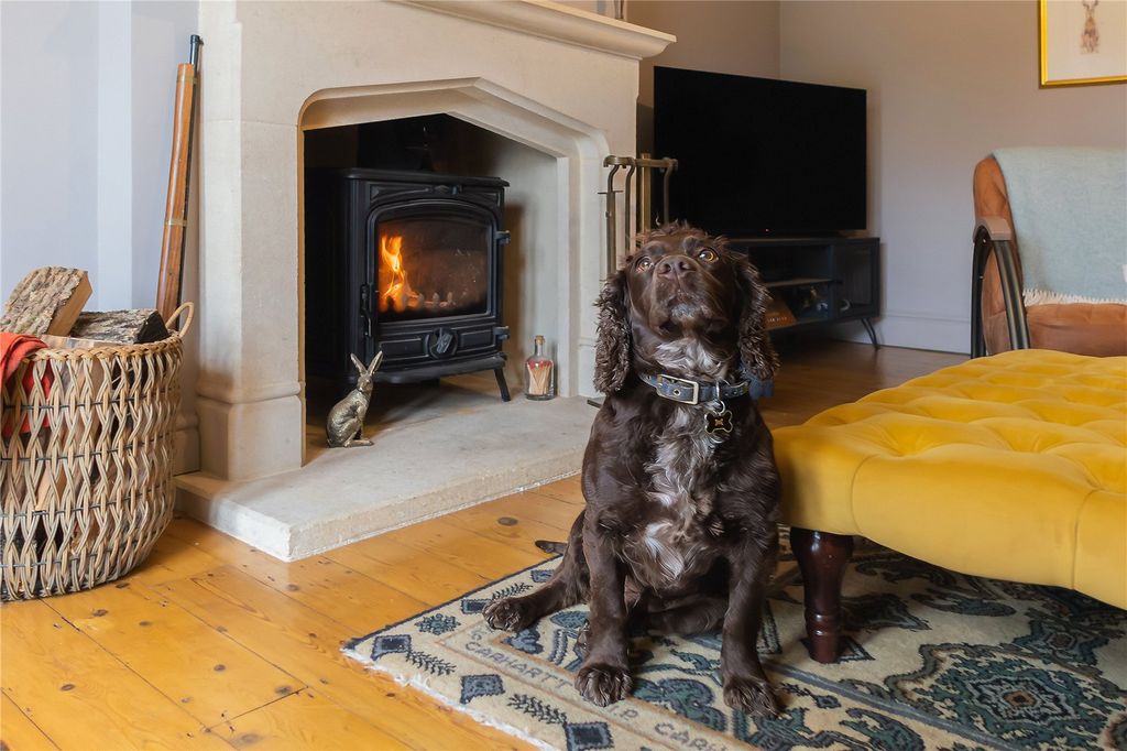 Property photo 3 of 24 Picture No. 06