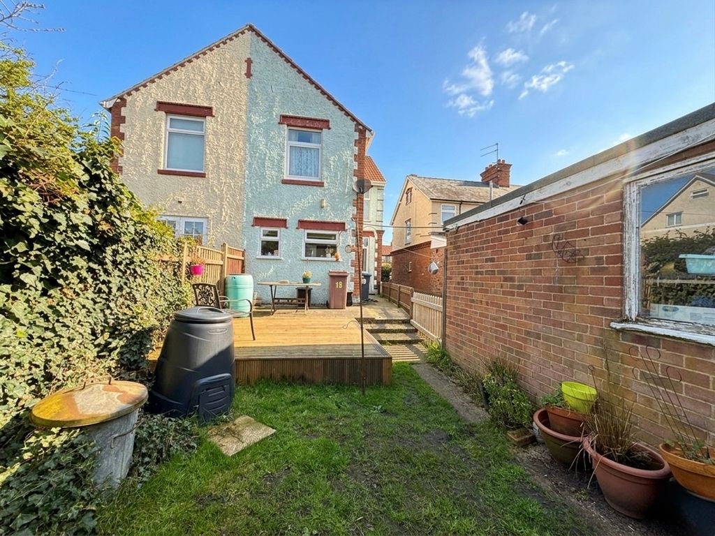 Property photo 2 of 14