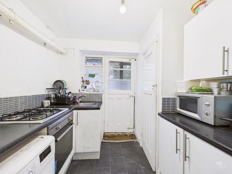 Property photo 3 of 8 Photo 3