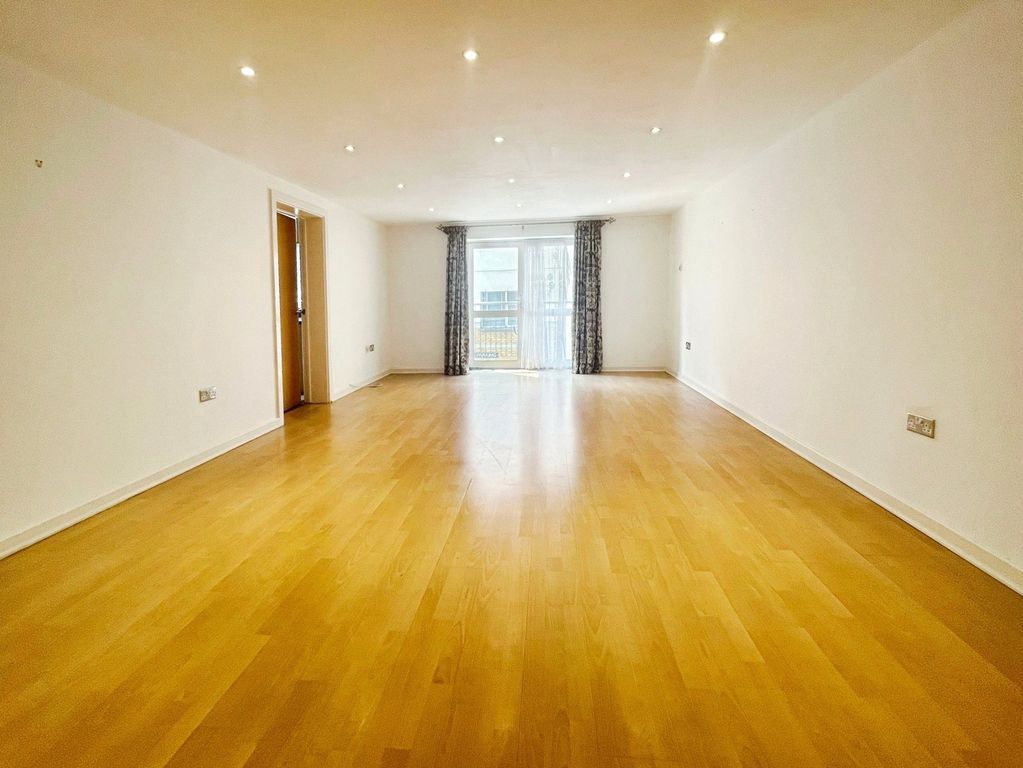 Property photo 3 of 12 Living Room