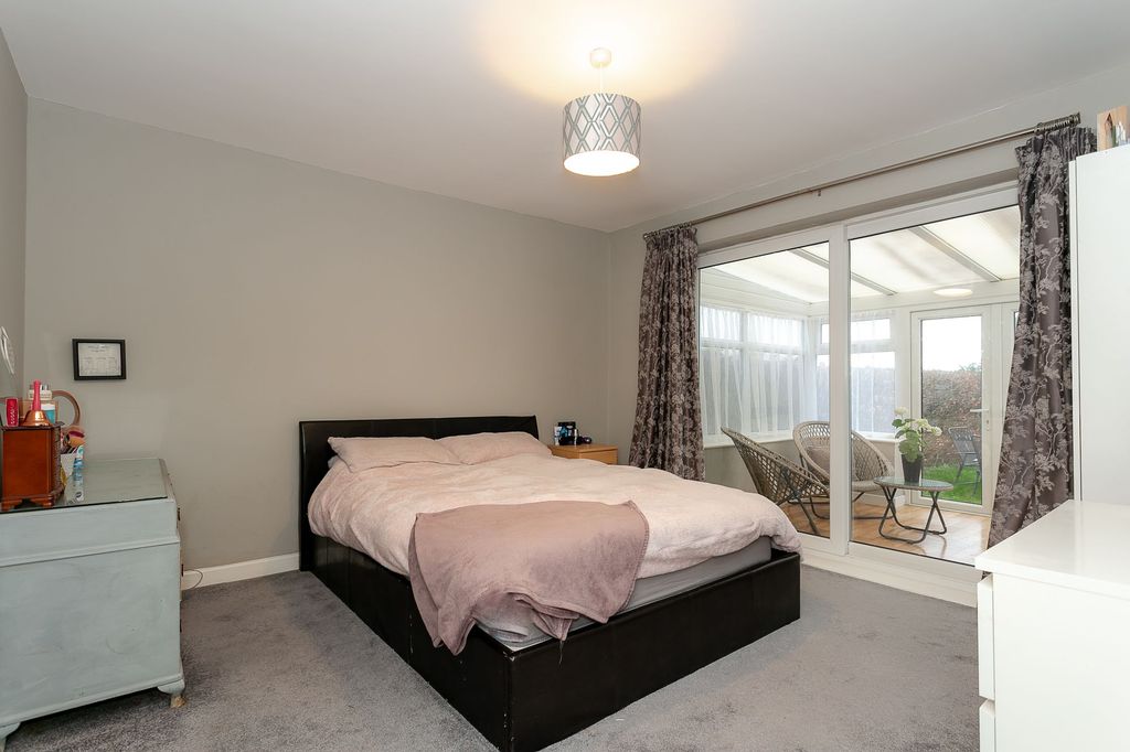 Additional image 17 of 2 bed semi-detached bungalow for salePoplar Crescent, Harrogate HG1