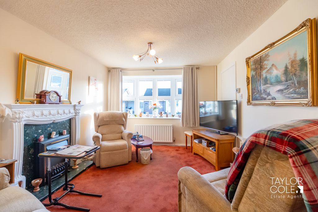 Property photo 3 of 22