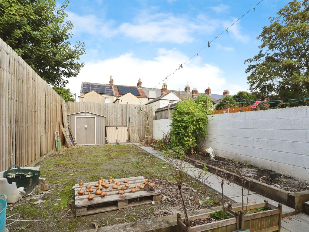 Property photo 2 of 5