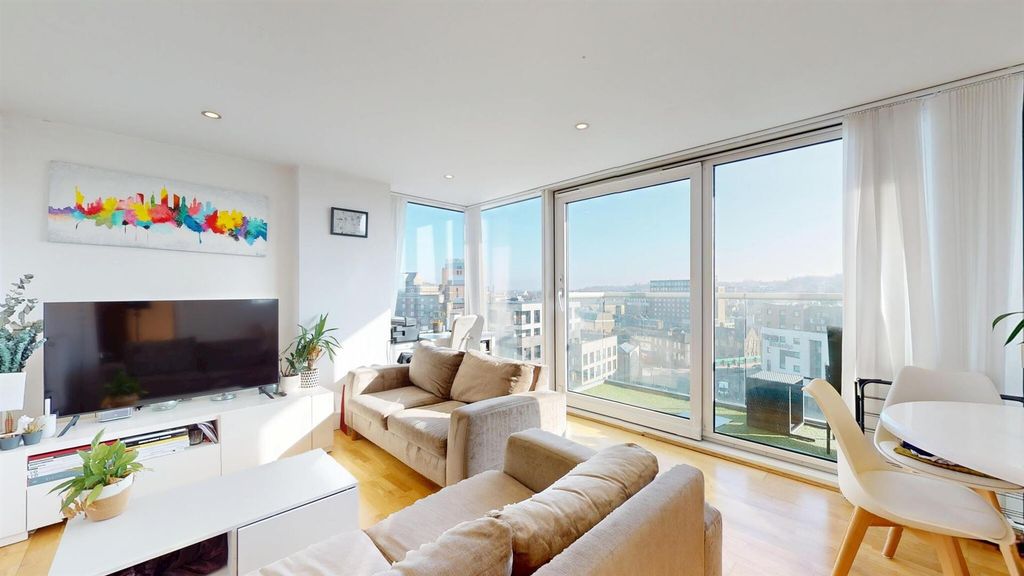 Property photo 1 of 10 1 Bedroom At Mill Lane, Se8 For Sale By Barrain Lo