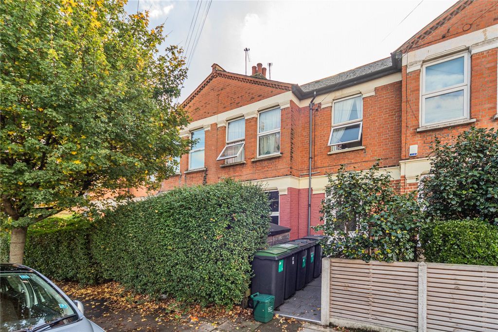 Property photo 1 of 9 Picture No. 10