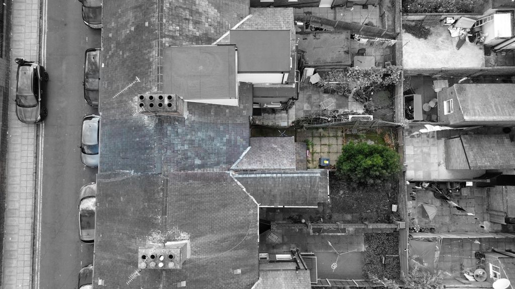 Property photo 2 of 10 Gallery