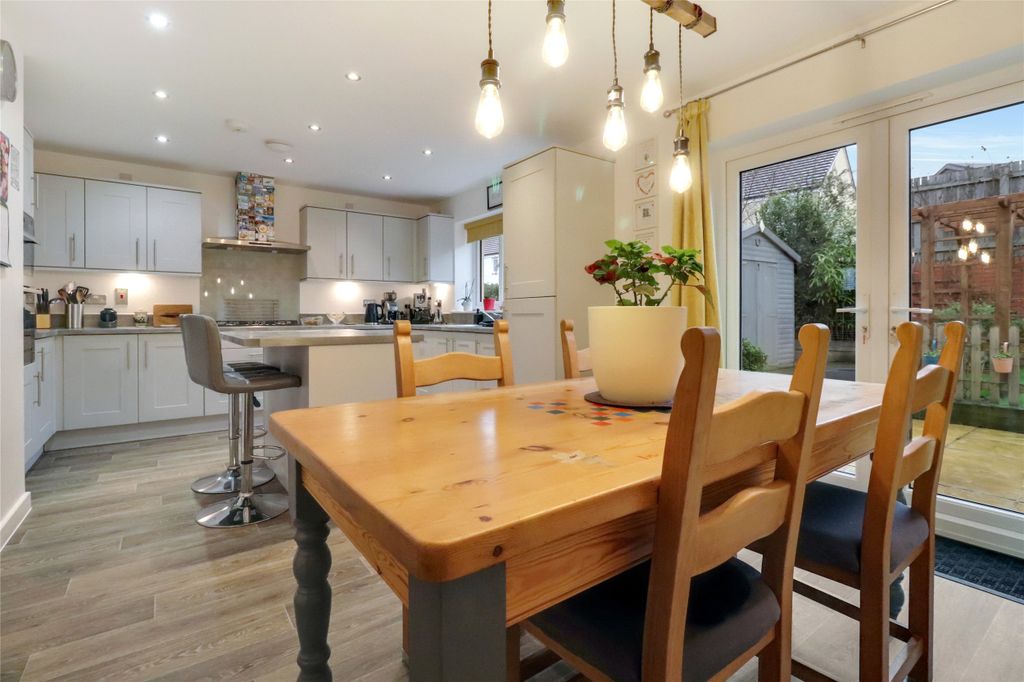 Property photo 3 of 19 Picture No. 08