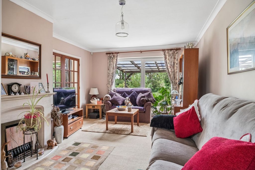 Property photo 2 of 19
