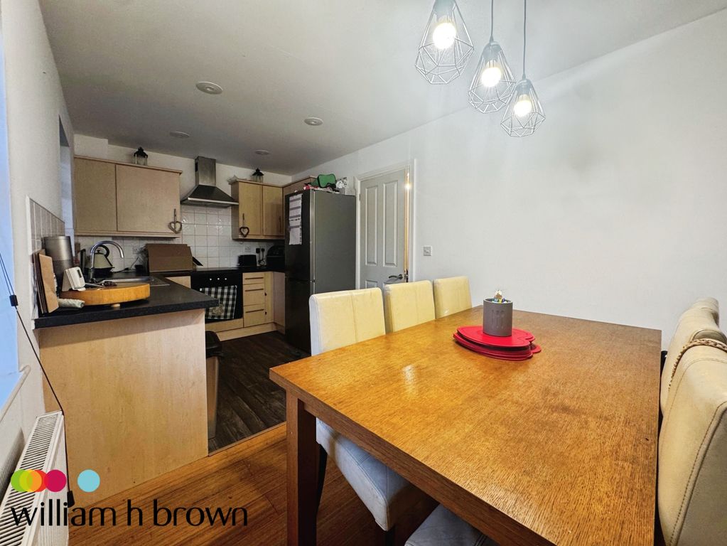 Property photo 3 of 8 Image