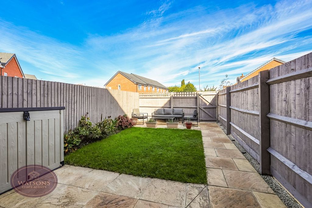 Property photo 2 of 16