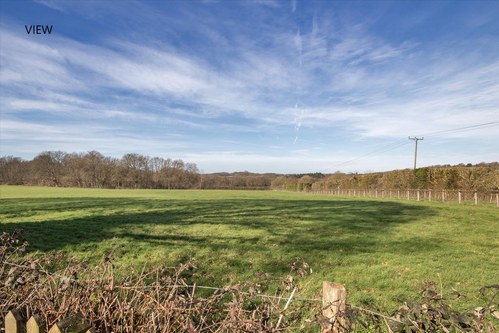 Property photo 2 of 25 Image