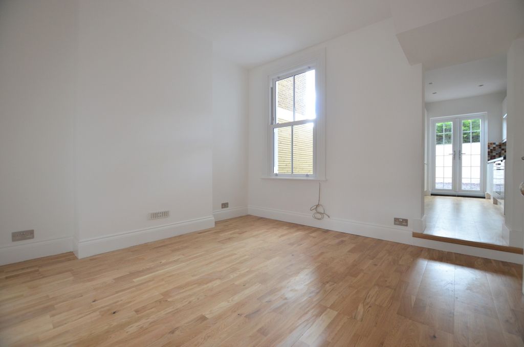 Property photo 2 of 13 Reception