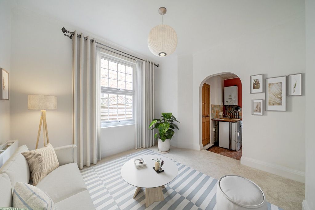 Property photo 1 of 9 Picture No. 20