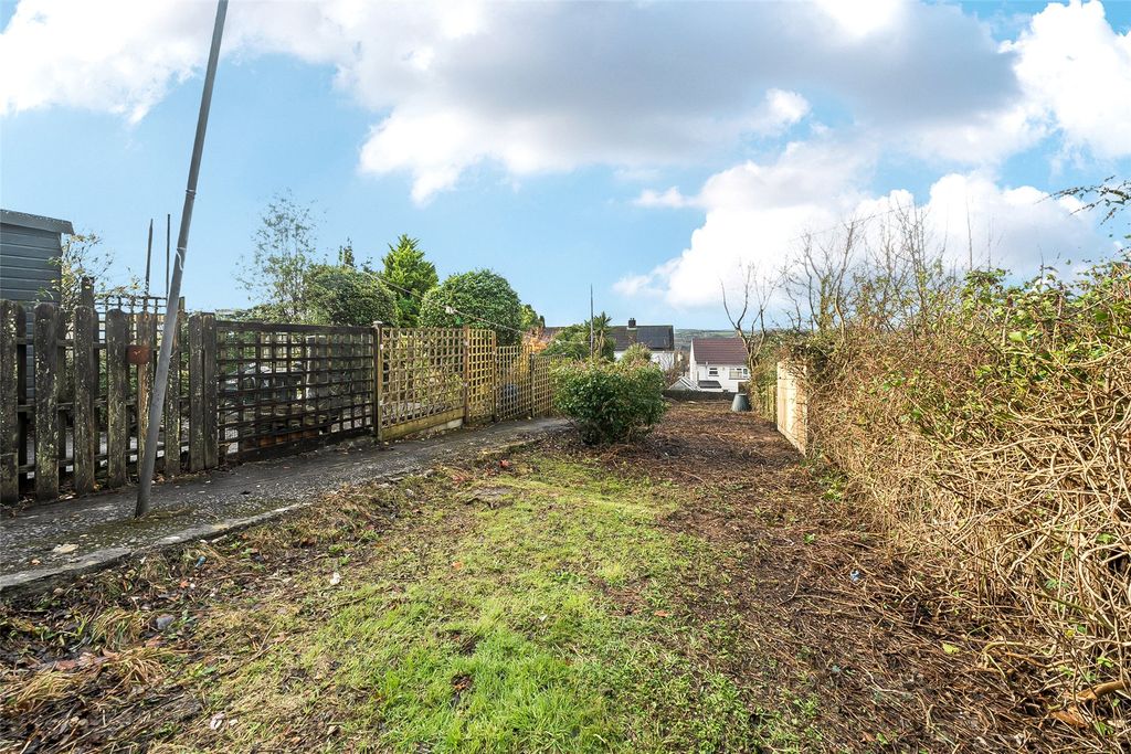 Property photo 2 of 12 Picture No. 26