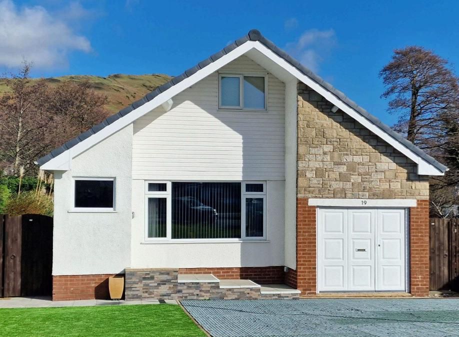 Property photo 1 of 23 Frontage