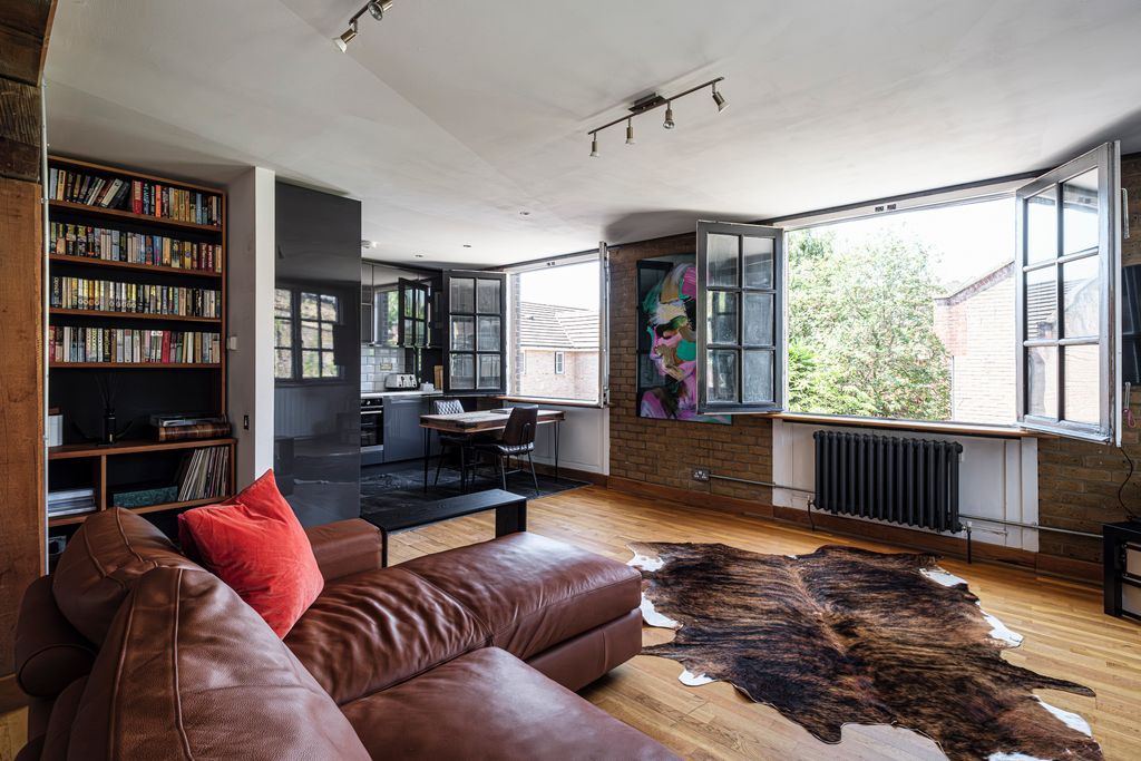 Property photo 1 of 25 The-Maltings-15 (25).Jpg