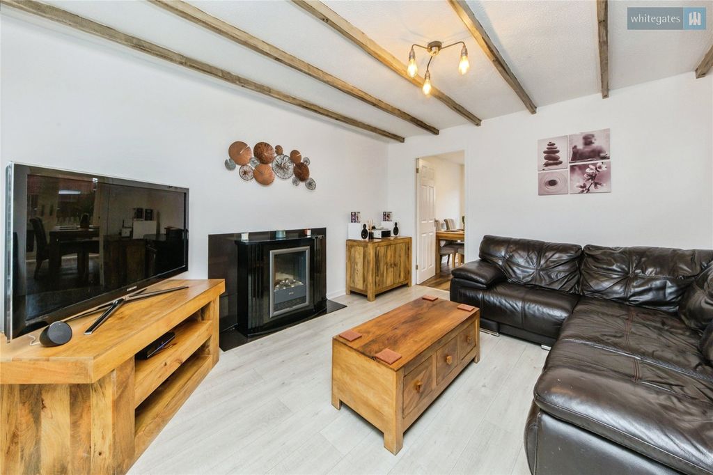 Property photo 3 of 15 Picture No. 06