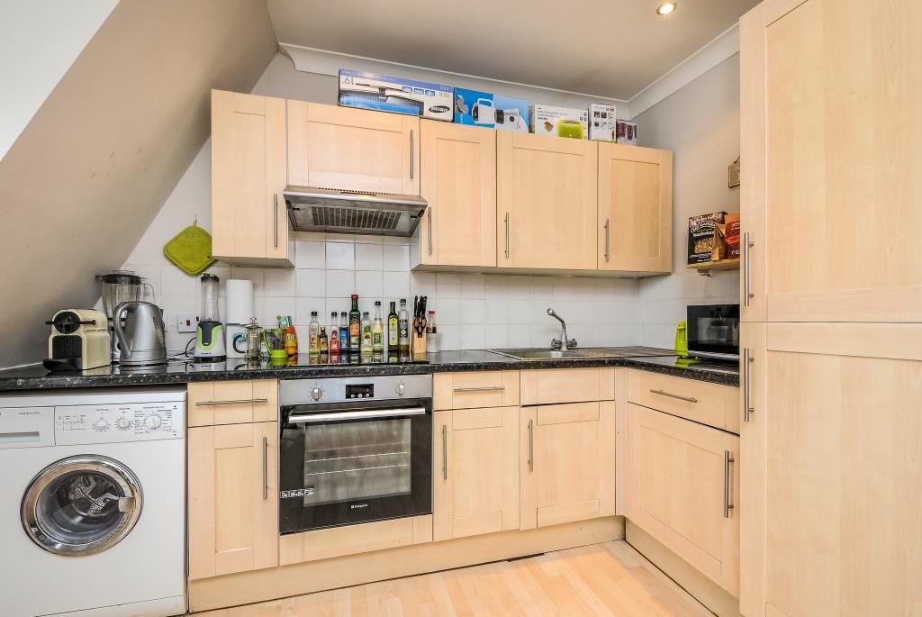 Property photo 1 of 10 Kitchen