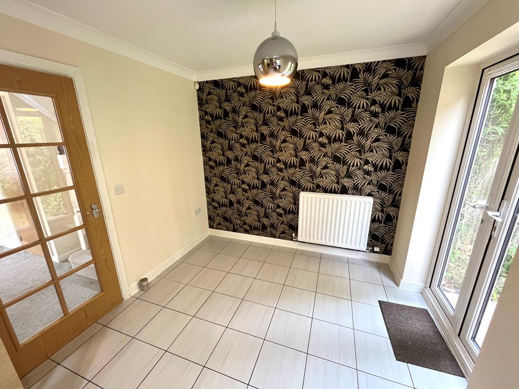 Property photo 3 of 16 Image