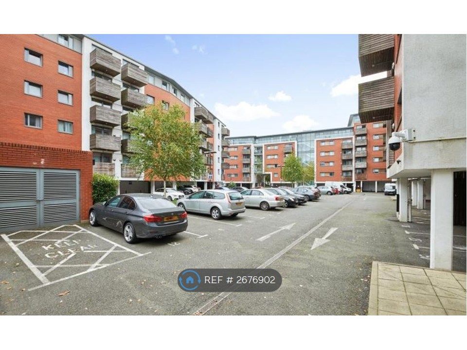 Property photo 3 of 18