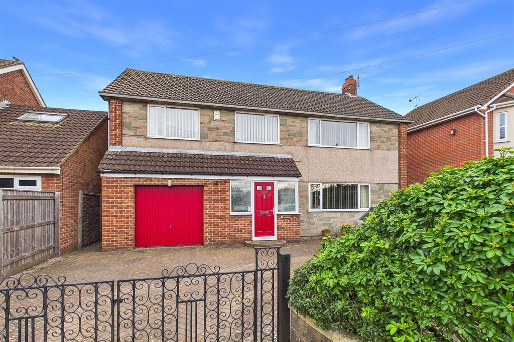 Property photo 1 of 20