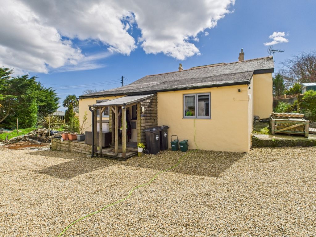 Property photo 1 of 18 3359324